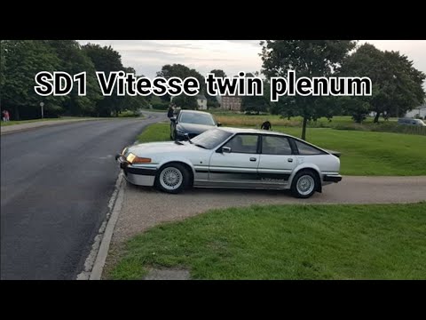 Rover SD1 Vitesse leaves car meet AWSOME SOUND!!!