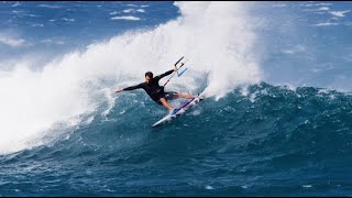 Trying to Kitesurf Gusty 50 knot Winds at Lanes, Ho'okipa