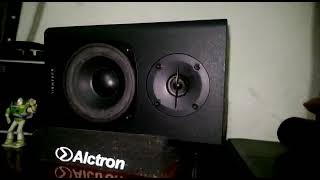 Video thumbnail for Monitores Kurzweil Ks40a by MAGÃO OFICIAL