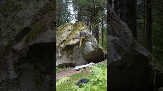 Video thumbnail: Problem A (Boulder 47 - La Plana), 6b. Val Daone