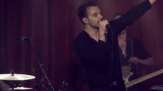 Hurts - Something I Need To Know (Live)