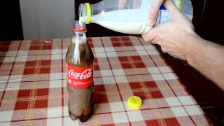 Coke mixed with Milk Experiment - Kola ve Süt Karıştırılırsa Ne Olur?
