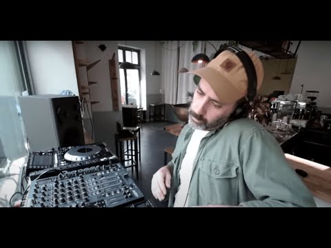 Tom Select DJ Set at AVIV 030 in Berlin – 8th of May 2021