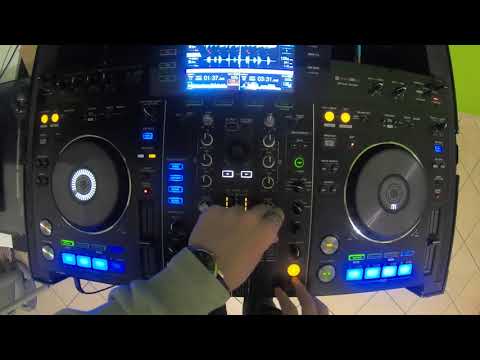 #LIVEMASHUP - Renegade Master VS Intoxicated / Wildchild x Martin Solveig & GTA