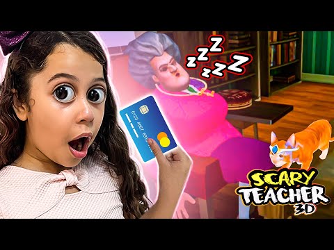 TROLEI A PROFESSORA COM O CARTÃO DELA !! - Scary Teacher