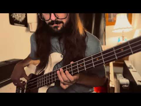 C-Walk - Kurupt ft Tray Dee, Slip Capone (Bass Cover)