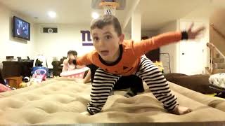 Download lagu Wrestling with my cousins! mp3