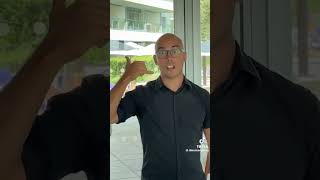 Mc Tchabaco trens de momento