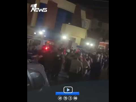 شاهد بالفيديو.. تظاهرات حاشدة في قضاء الحمدانية من قبل الأهالي تنديدا بعدم إنصاف ضحايا حريق قاعة الهيثم