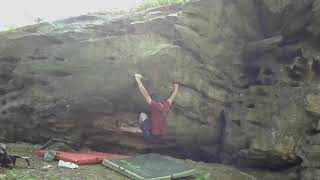 Video thumbnail of Boulder U Silnice, 6B+. Osek