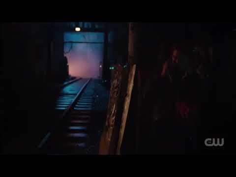 Riverdale 6x20 Jughead come to rescue Kevin Reggie and Reggie father. Archie blow up the ghost train