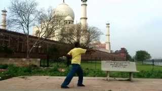 preview picture of video 'Kata Wanshū by Sensei PM Xavier at the Taj Mahal, Agra, India (Shorin Ryu Seibukan Karate)'