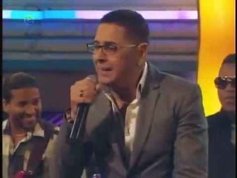 Amilkar tocando en Paulo FG   (Abre Que Voy)