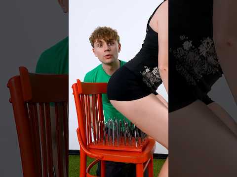 Nevyber Špatnou Židli Poslepu! 🪑
