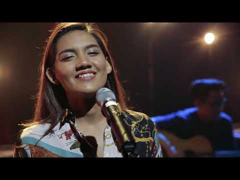 Breakout Showcase : Monita Tahalea - Sesaat yang Abadi