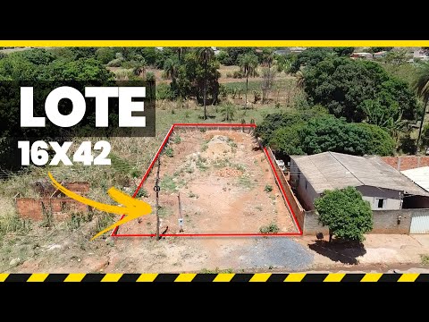 Excelente imóvel no centro de Cabeceiras – GO, Área total: 672 m² (16 x 42).R$150 mil. Aceita carro.