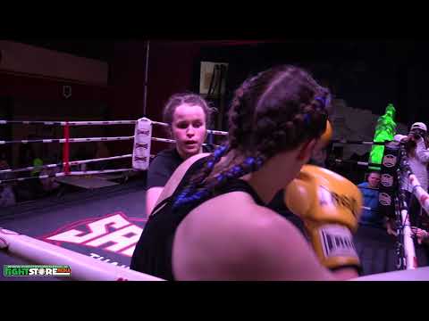 Sarah Lynch vs Caroline Anderson - Cobra Muay Thai Event 7