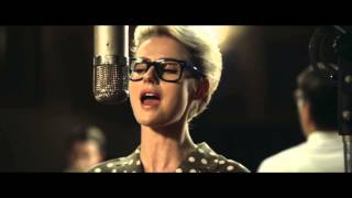 Edda Magnason - Sakta vi gå genom stan (Official Video)