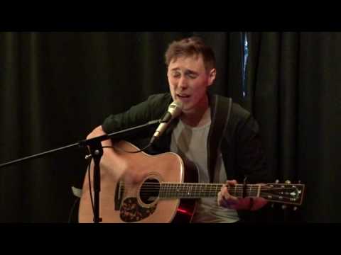 FLORIAN FRANKE Live @Cologne LICHTUNG – Hör nicht auf dich zu drehen