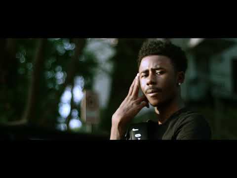 TWINNSKI x Mojiu4l x MoneyBagBlow - Can’t Fit In (Official Video)