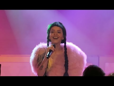 Melanie Martinez - Gingerbread Man/ First Live Ever (Live from La Maroquinerie - Paris)