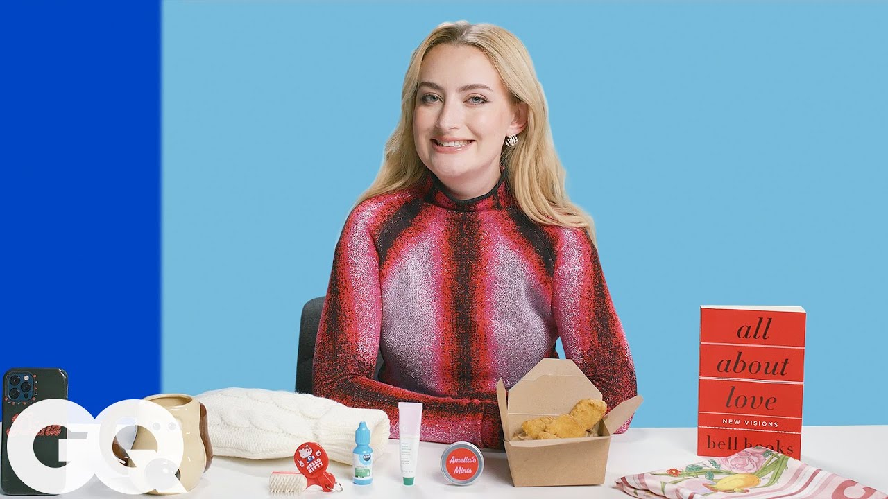 10 Things Amelia Dimoldenberg Can’t Live Without | 10 Essentials