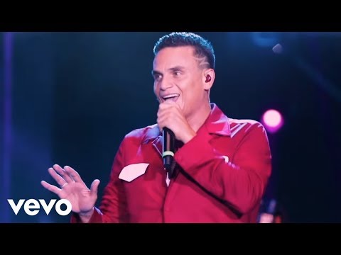 Silvestre Dangond - La Llamadita (En Vivo)