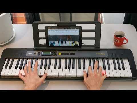 Beginner learns piano using Casiotone LK-S250 and Chordana Play