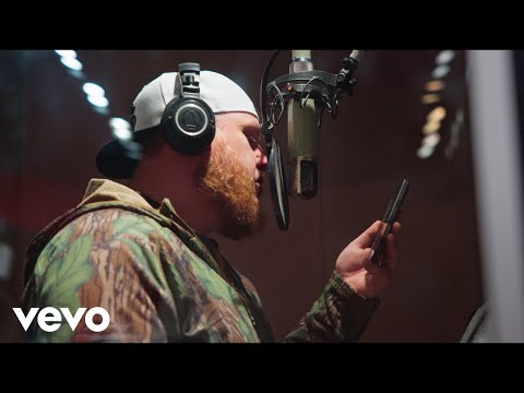 Luke Combs - My Kinda Saturday Night (Official Studio Video)