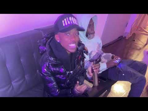 1504 MuteBaby - Poster ft Trezzio