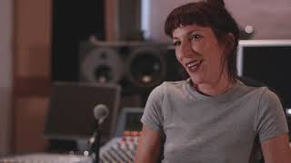 Neus Ferri  "Canciones de amor al odio"    -    #caofunding