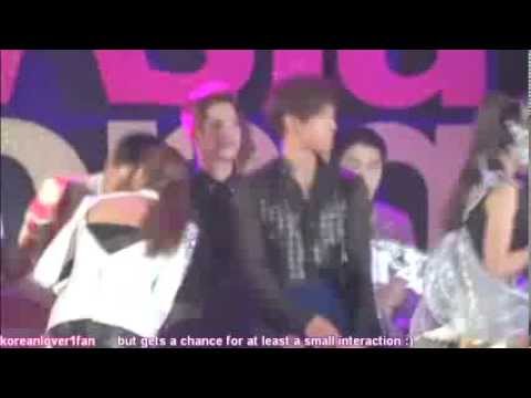 120804 AILEE&G.O CUTE MOMENT+ENVIOUS HYUNGSIK!