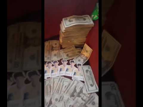 #Brucev33 #racks #money #moneybag #stacks