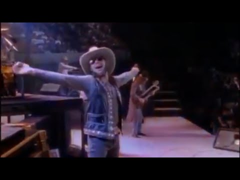 Hank Williams, Jr and The Bama Band - Buck Naked LIVE at the Omni. Atlanta, Georgia 1989