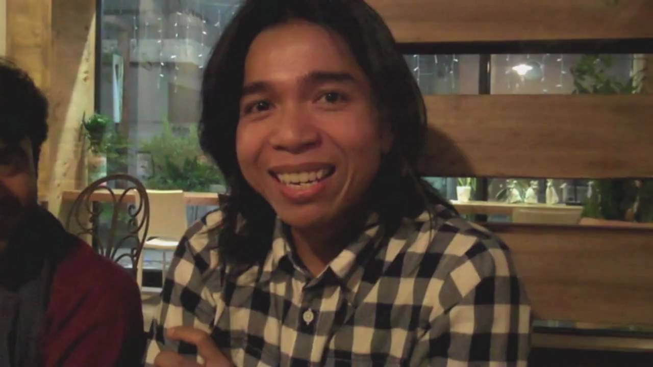 FILMMAKERS PRESENT (7): John Torres on »Refrains Happen Like Revolutions In A Song« (2010)