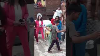 Download lagu Dekh sakte hai bhabhi ka interview hj gaya mp3