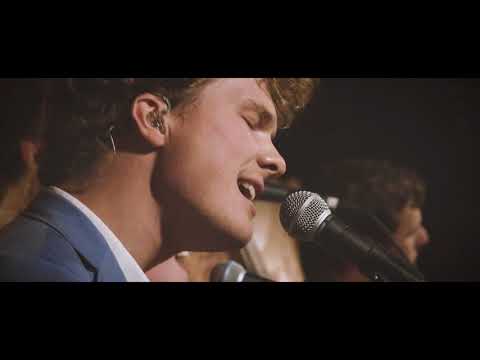 Curly Strings – Edasi anda (Live @ Treski küün)