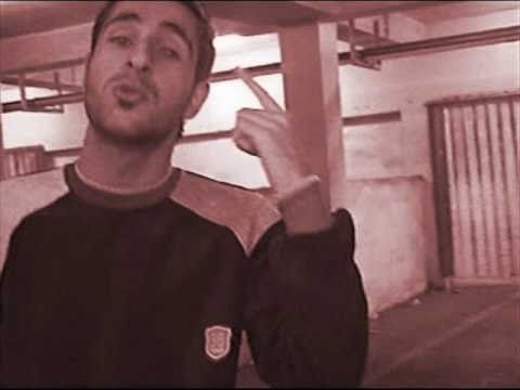 Cyeah - Kelime Farkı Ft. Roni