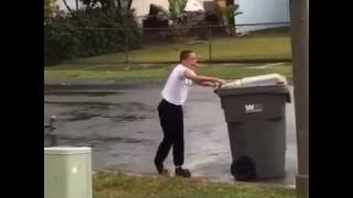 faze tari faza amuzanta cu tomberon