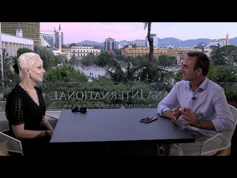 BioFolk - Iris Bega: Tradita e këngës Tironase fle tek unë