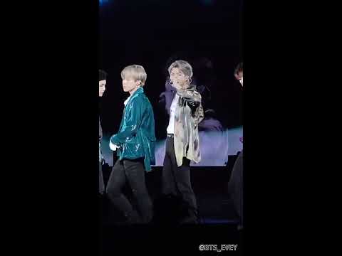 방탄소년단 (BTS) 191215 MAGIC SHOP 'Let Go' Stage Cam RM focus