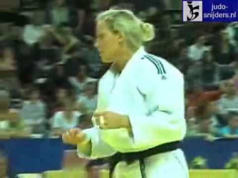 Judo 2009 Paris: Kapaeva (RUS) - Makukha (UKR) [-78kg].