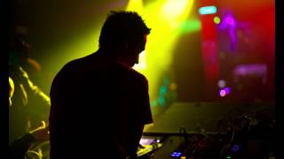 Steve Aoki feat. Lil Jon &amp; Chiddy Bang - Emergency (Laidback Luke Remix)