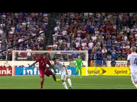 Yellow card USA - No.13 Ventura ALVARADO #GoldCup2015 #CopaOro2015 @fepafut @ussoccer