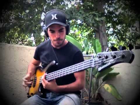 EXTREME SLAP & TAPPING BASS SOLO (Miki Santamaria) - With TABS!