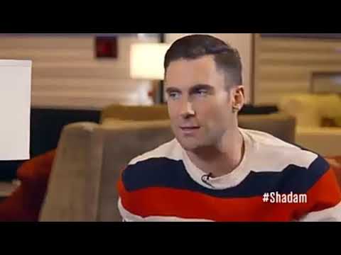 Adam Levine le canta a Shakira