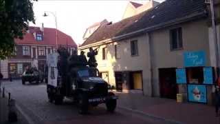 preview picture of video 'Przejazd pojazdów wojskowych przez Gniezno'