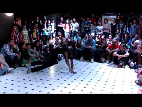 BERLIN's BEST SOLO DANCER am 17.12.2011 - Pre-Selection *Breakdance* Gabriel