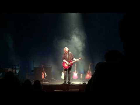 Lars Winnerbäck -  Vi åkte aldrig ut til havet Oslo konserthus 041116