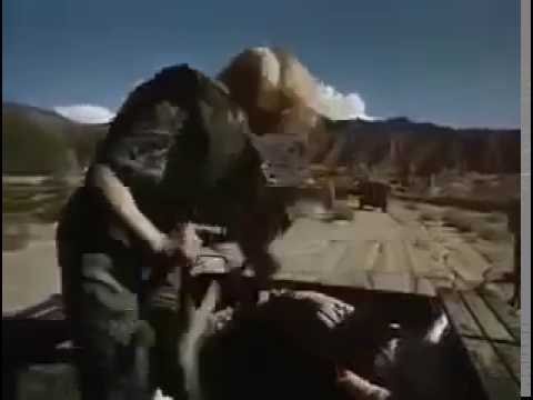 Горячая точка (1998) - car crash scene